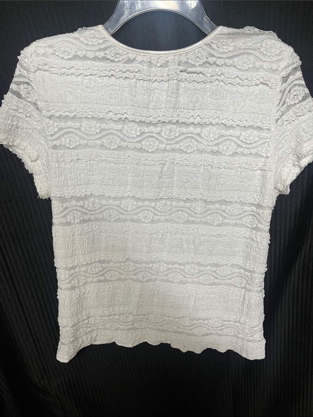 dressbarn White Short Sleeve Lace-Texture Tee - Picture 3 of 4